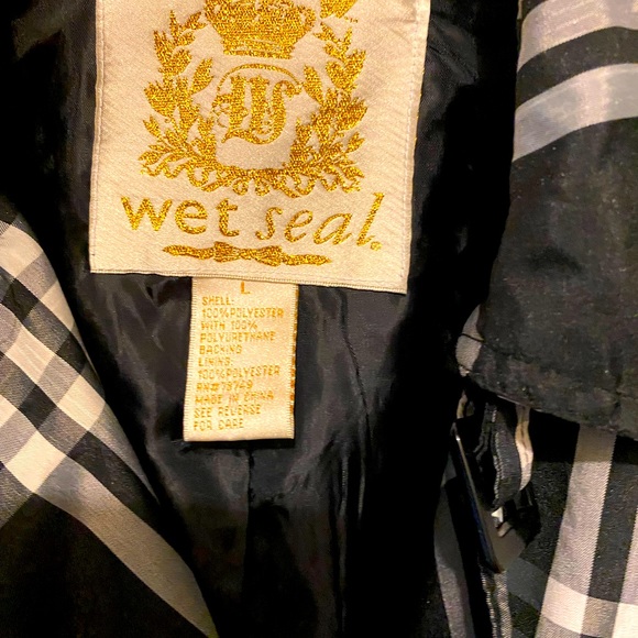 Young women’s Jr black n white plaid jacket. Dbl breasted perf for fall size L - Picture 2 of 13